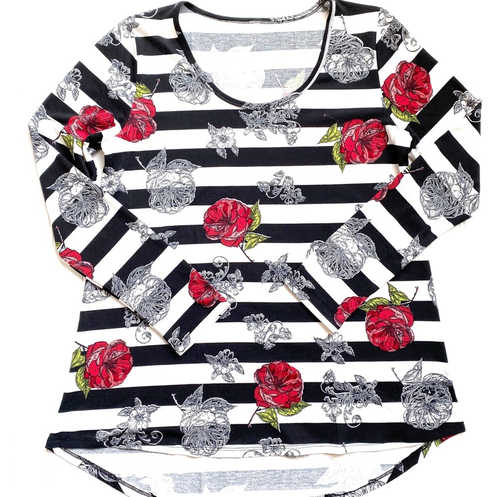 LulaRoe Lynnae Top